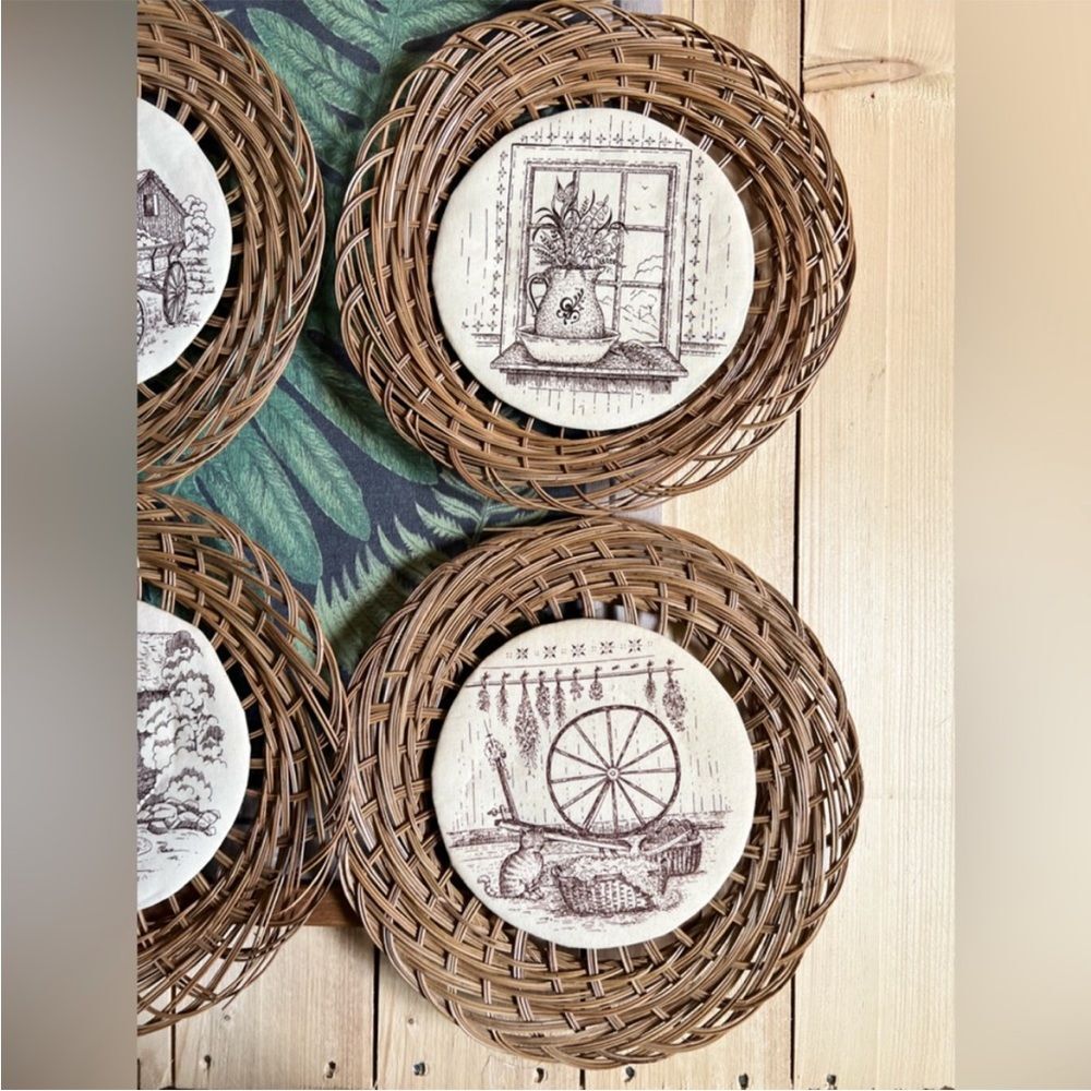 Vintage 1970s Fabric Wall Plaques With Wicker Framing Set 6 Farmhouse Country - Picture 4 of 9